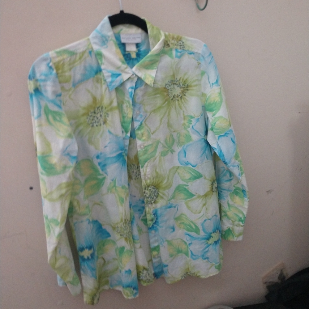 Women's long sleeve shirt